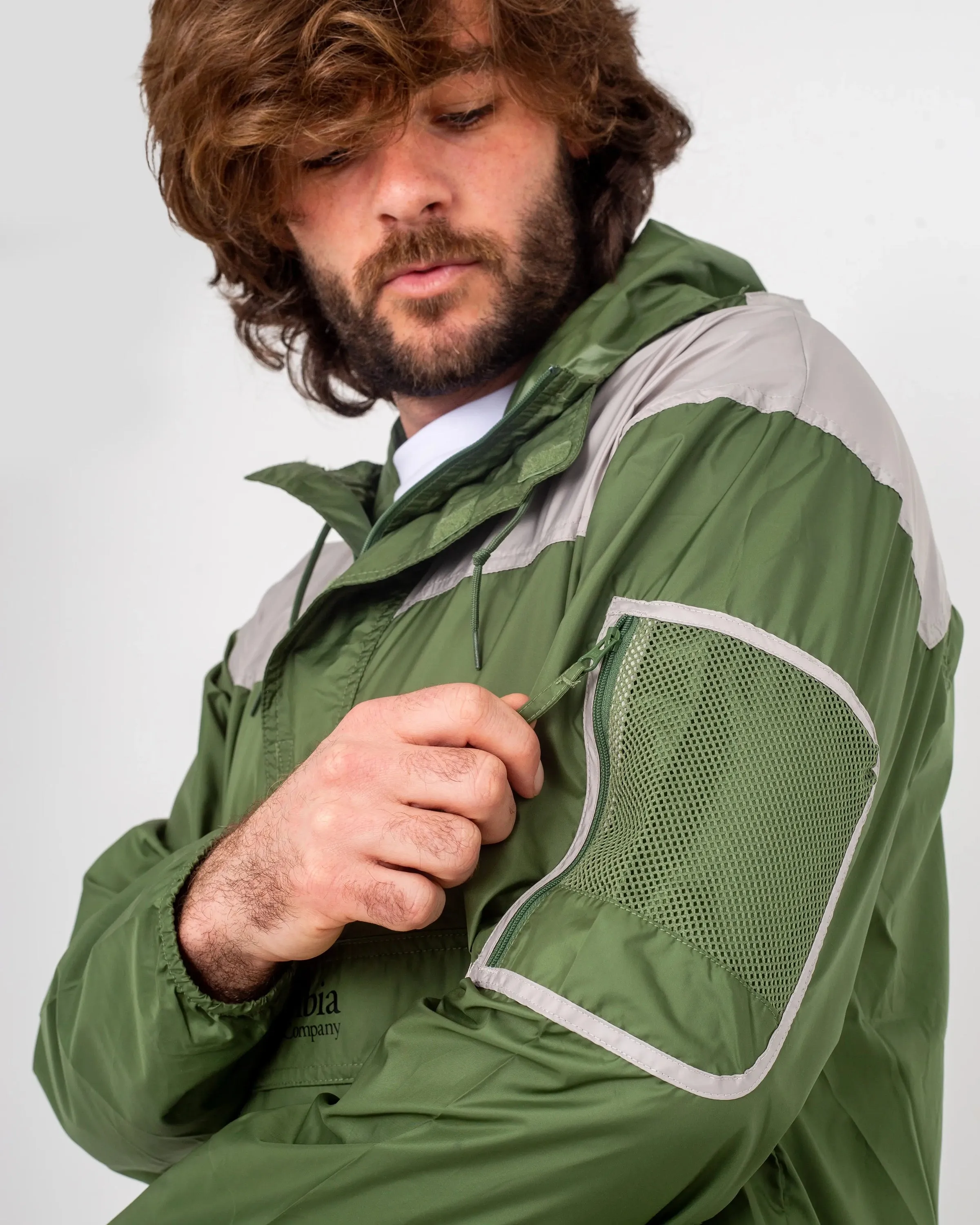 Challenger Windbreaker Jacket in Canteen & Flint Grey